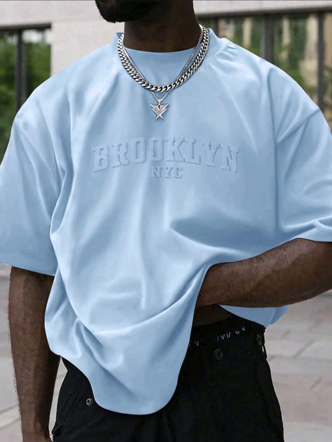 Pullover azul celeste oversized estampado con BROOKLYN0